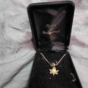 Ronte of Hollywood Maple Leaf with Pearl Necklace